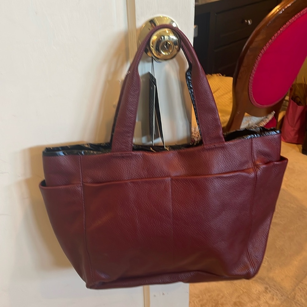 NWT Kenneth Cole Leather Burgundy/Cabernet Color Reversible Tote
